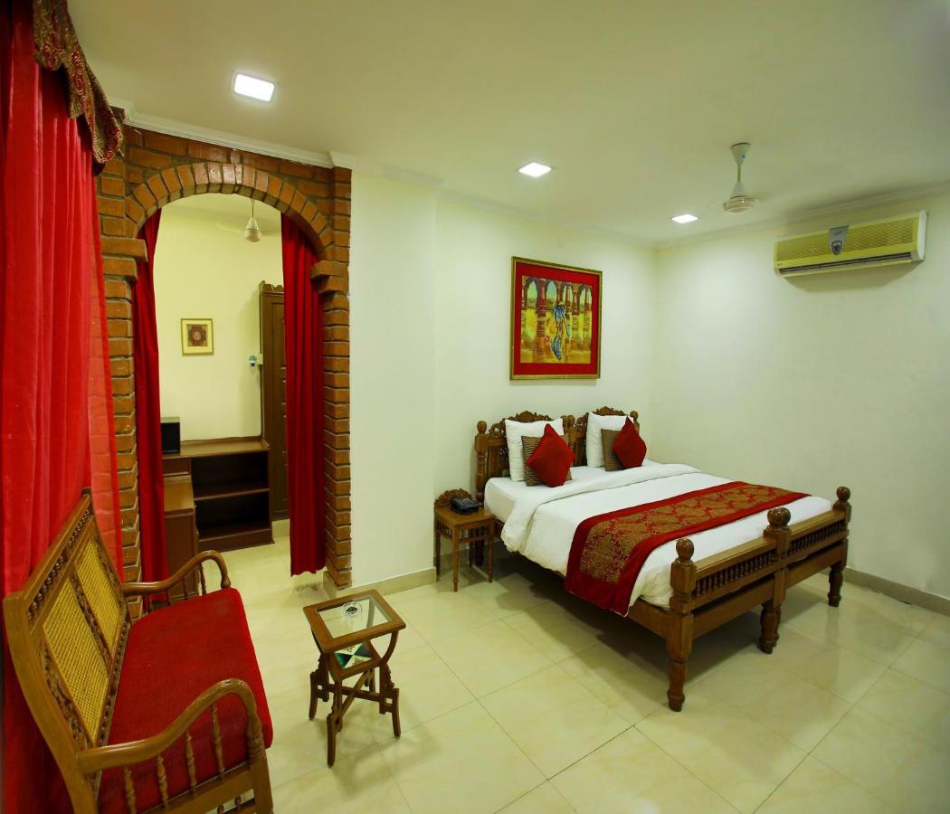 Aalankrita Resort & Convention Secundurabad Extérieur photo